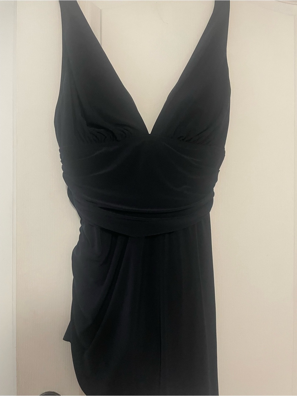 Black V-Neck Women’s Sleepwear Dress, Size Large